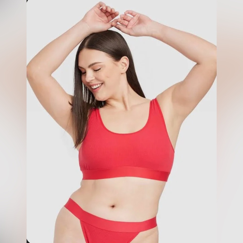 *NWT* Auden unlined scoop neck ribbed bralette. Size XL